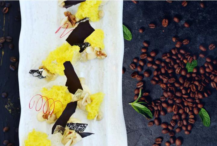 Bizcocho de café, chocolate y cítricos
